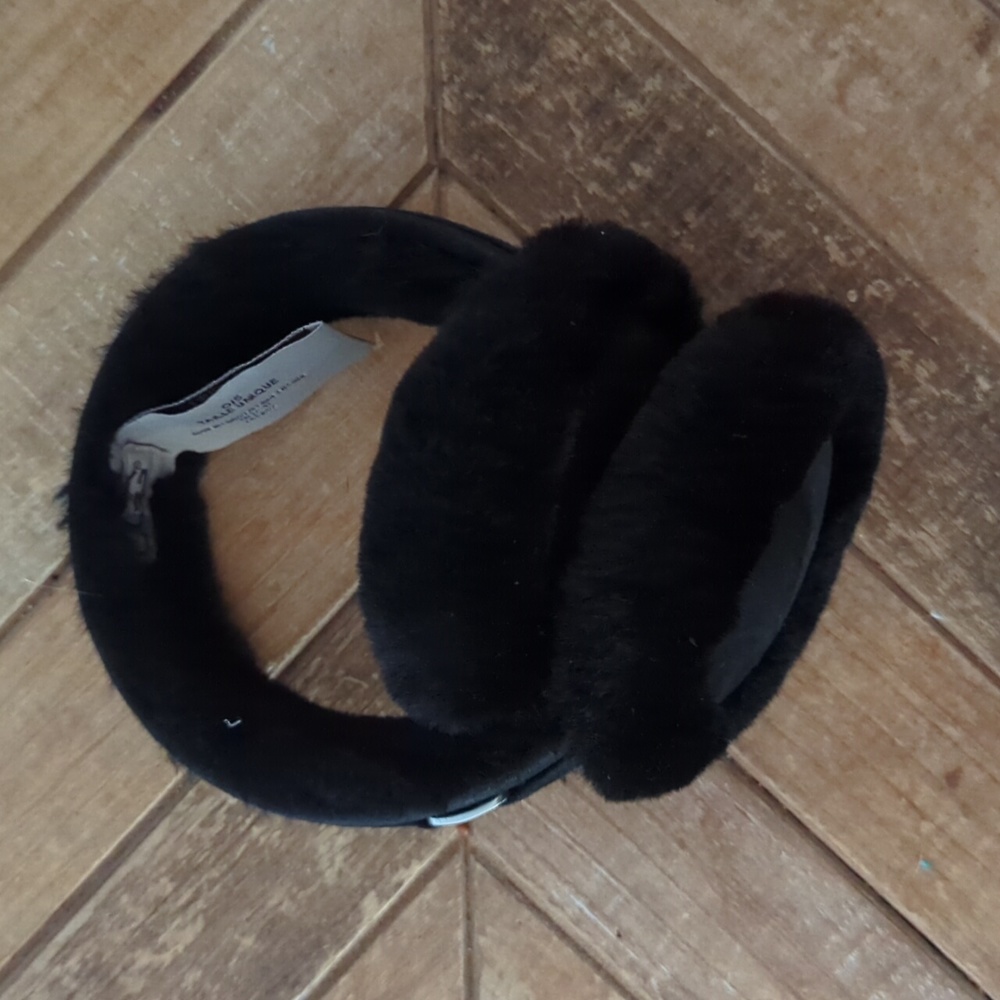 Ugg earmuffs